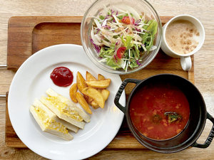にくと、パン|朝食A菊ちゃんのたまごサンド
