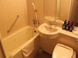 �o�X���[���B�����ɂ͎肷�肪���Ă���܂��B