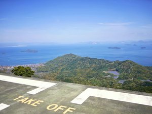 【マリッサリゾート】TAKE OFF ― 空に一番近い場所|嵩山(だけさん)展望台