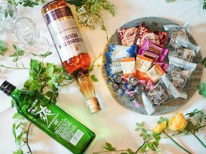 【宿泊者専用ラウンジ】各種アルコールやお茶菓子などをゆったりとお楽しみいただけます。