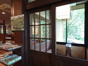 �ٓ��͂��ׂċ։��ƂȂ��Ă���܂��B���������P�����������܂��̂ł�����������p�������܂��B