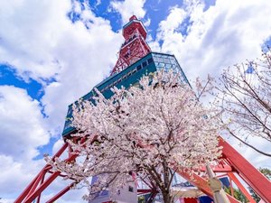 春の札幌テレビ塔