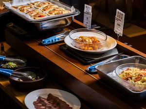 �y�[�H�C���[�W�z�N���t�g�r�[�����g�p�����ύ��ݗ�����Е��ȂǁA���z�e���I���W�i�����������킦�܂��B