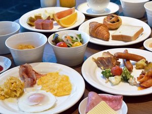 【朝食】豊富なメニューを取り揃えたモーニングブッフェ(洋食一例)※6:30〜9:30(9:00L.O)