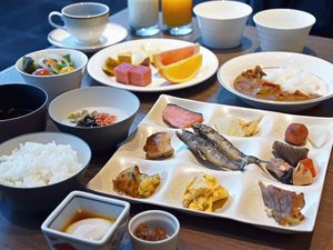 【朝食】豊富なメニューを取り揃えたモーニングブッフェ(和食一例)※6:30〜9:30(9:00L.O)