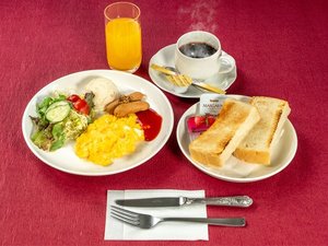 朝食洋食