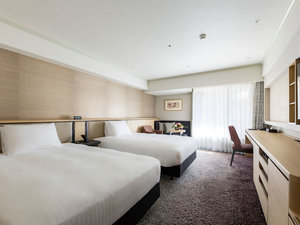 �y�c�C���E�K�[�f���T�C�h�z