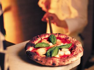 【朝食イメージ】店内の窯で焼き上げる本格ピッツァをお愉しみいただけます