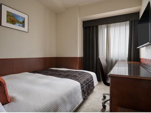 �V���O�����[����14�u���Z�~�_�u���T�C�Y�̃x�b�h�ł�����肨�x�݂��������܂��B