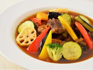 【9月朝食】秋野菜と蝦夷鹿肉のスープカレー