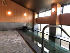 温泉に浸かることによって血行が促進され心身ともに穏やかになります※浴場からは富士山は望めません