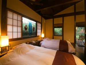 【お部屋】寝心地の良いベッドでいつもとは違う眠りをお楽しみ下さい