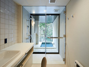 yGXezu SOWAKA-SALON-