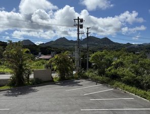 無料駐車場【35台】を完備しております。