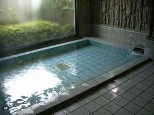 ホテルルートイン飯田：大浴場の浴槽です。ごゆっくりおくつろぎ下さいませ。