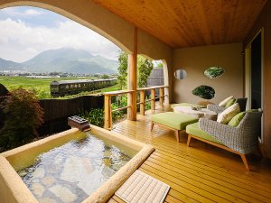【熊本県湯布院の高級ホテル・高級旅館】Luxury villa zakuro