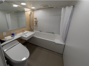 機能的なユニットタイプ/珍しい広めのバスタブ完備