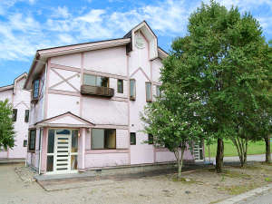 【新潟県瀬波・村上・岩船の貸別荘・コテージ・ログハウス・コンドミニアム】朝日みどりの里 ほんわ館