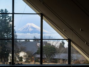 【館内施設】ロビーラウンジ