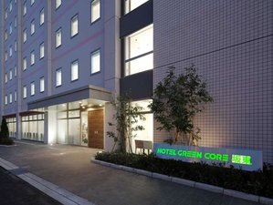 近くのスーパーまで徒歩2〜3分の好立地。自転車の無料貸し出しも行っております。
