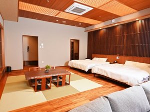 ・【天:客室】広々としたお部屋。ご家族やグループでもゆったりとお過ごしいただけます