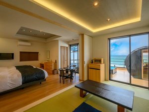 �����C�������[���yUMI-to-KAZE�z���O�ɂ͐�p�o�����T�E�i�ƘI�V���C�A�����C������Ă��܂��B