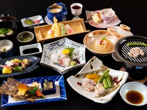 因幡地方の山海の幸を中心にした山海会席料理