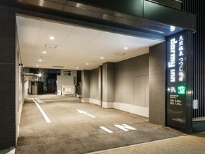 立体駐車場入口
