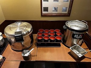 ご飯・味噌汁は、おかわりできます。
