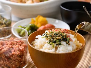 【朝食】お茶漬け出汁の風味と選べるトッピングを楽しむ自分好みのお茶漬け