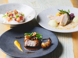 �U�m�b�g�D�y�@�̎{�ݎʐ^1