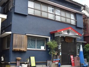 �Q�X�g�n�E�X�Ƃ���̎{�ݎʐ^1