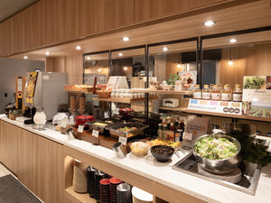 朝食時間 7:00〜9:30 和洋ビュッフェ形式です