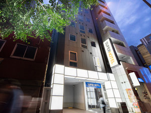 東京メトロ日比谷線「仲御徒町」駅5番出口徒歩20秒!ビジネス・観光に最適立地!