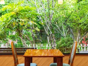 【館内施設】ゆったりとした時間を過ごせる空間です。