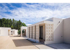 【沖縄県本部の貸し別荘・コテージ・ヴィラ・コンドミニアム】かりゆしコンドミニアムリゾート本部 Bise Fukugi Villege