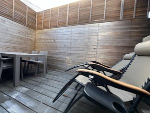 NCjO`FAƃe[uݒuĂÃbNX^CɂœKł