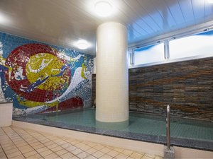【大浴場】女湯 利用時間:6時〜9時/15時〜23時