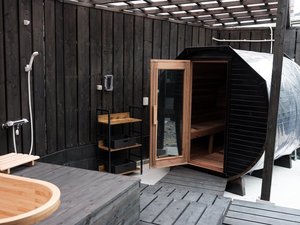 バレルサウナ最大4名同時利用可