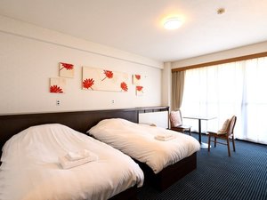 二人旅に心地よい、明るいオーシャンビューツイン