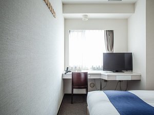 �y�q���z�V���O���ł��]�T�̃x�b�h���Ŏd���̔���������܂��B