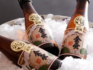地元の酒蔵「壺坂酒造」の金壺をお銚子でご用意(1人1杯)