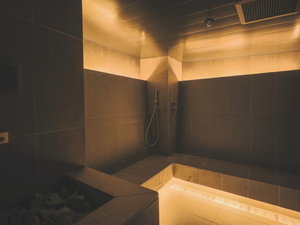 【蒸気浴(スチームサウナ・女性専用)】美肌効果や老廃物排出によるデトックス・安眠効果が期待できます。