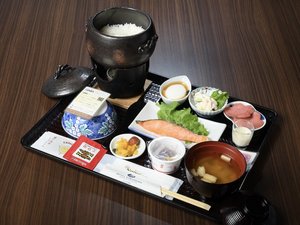【和食例】一つひとつお客様の予約時間に合わせて釜で炊き上げます。GABA米(国産米)を使用しております