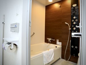 【エグゼクティブ・ツイン】ベッド幅1220mm×2台 風呂・トイレ洗面別 ボディーシャワー