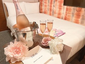 特典のRefaアメニティとシャンパンで癒しの時間をお過ごしください♪
