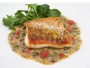 【夏メニュー】本日の白身魚のロースト