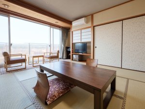【スタンダード和室8畳】落ち着いた趣の和室8畳です。