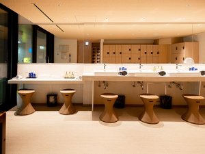 女性大浴場(パウダールームイメージ)