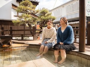 【足湯】参道沿いの足湯はどなたでも無料でご利用できます★